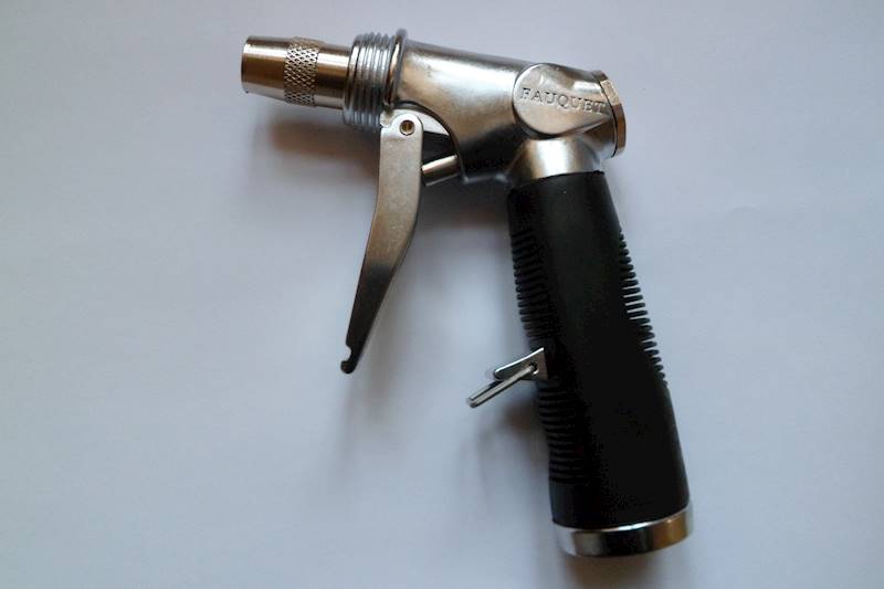 Pistolet ARO-dozowanie woda/powietrze