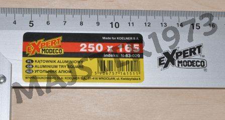 KĄTOWNIK ALUMINIOWY 250 MM
