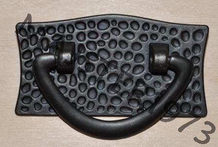 UCHWYT KOŁATKA Z TARCZKĄ 90X48 MM CZARNY MAT