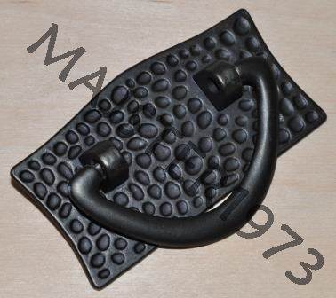 UCHWYT KOŁATKA Z TARCZKĄ 90X48 MM CZARNY MAT