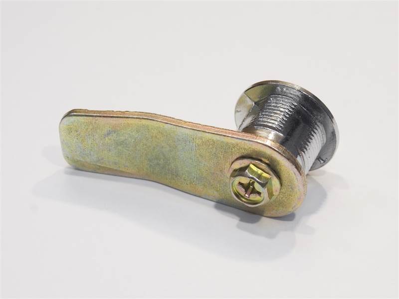 ZAMEK MEBLOWY BLASZKA DŁUGA ODGIĘTA L=64 MM