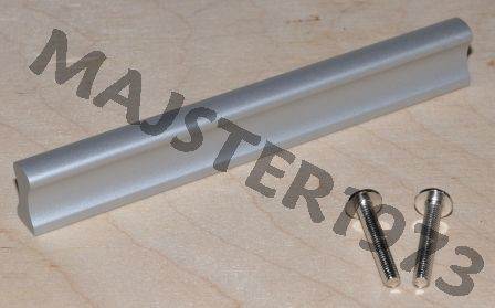 UCHWYT ALUMINIUM ROZ.64 mm L=88 MM
