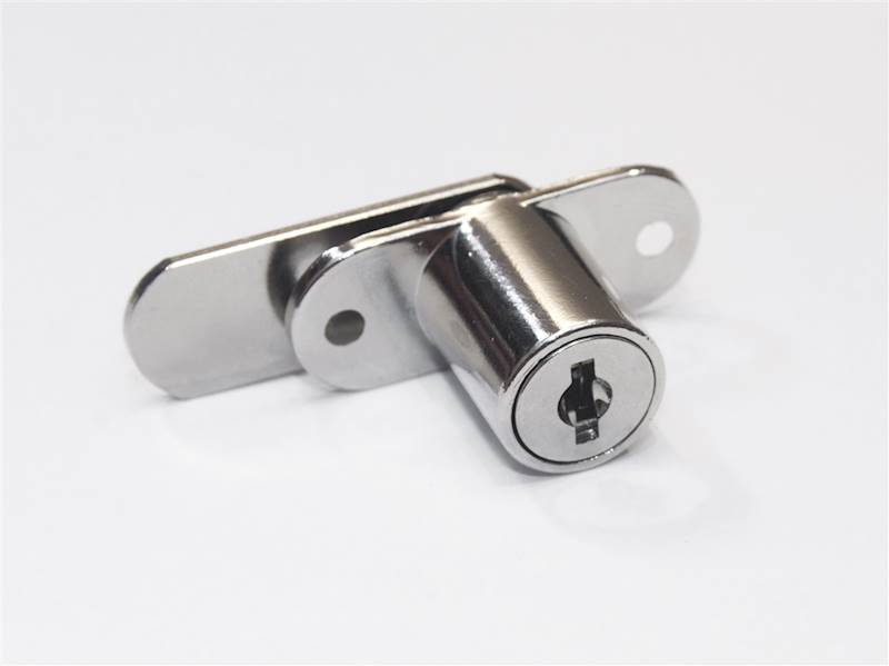 ZAMEK Z DWOMA MOCOWANIAMI KLUCZ D 20 BL.= 43 MM