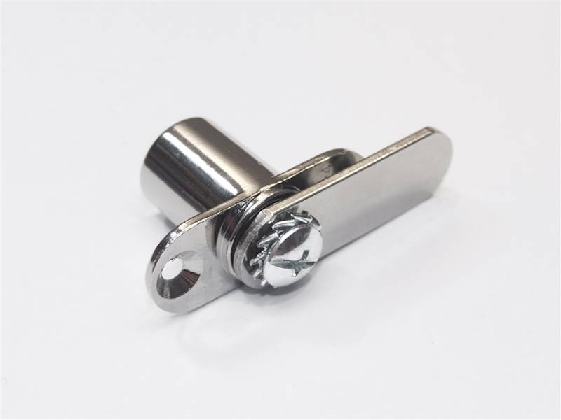 ZAMEK Z DWOMA MOCOWANIAMI KLUCZ D 20 BL.= 43 MM