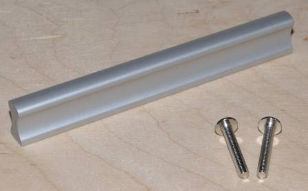 UCHWYT ALUMINIUM ROZ.96 mm L=120 MM