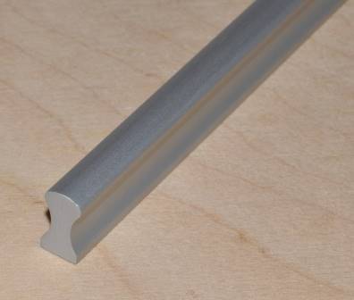UCHWYT ALUMINIUM ROZ.96 mm L=120 MM