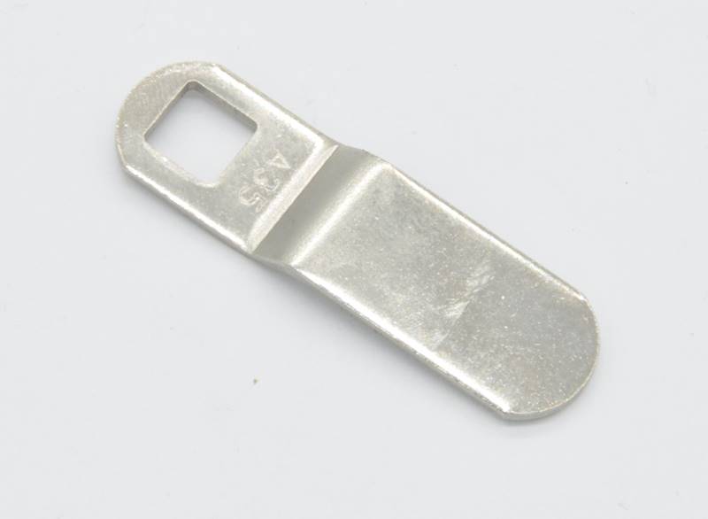 BLASZKA DŁUGA ODGIĘTA L=53 MM (ODG.3 MM DŁ.29 MM)