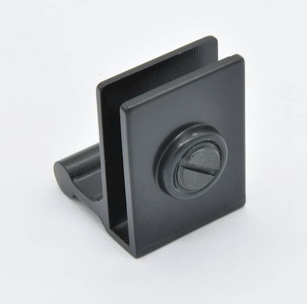 UCHWYT DO SZYBY CZARNY 29X33X39 MM = 6 MM