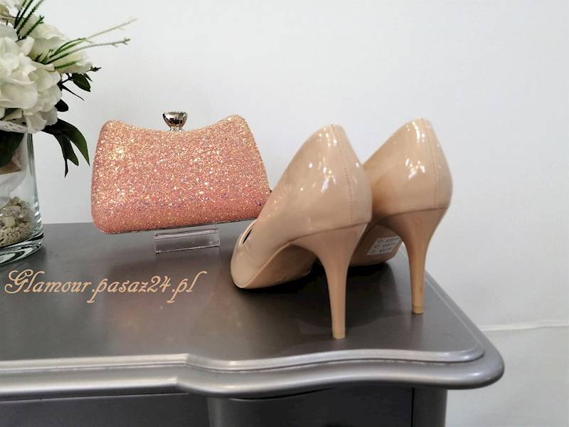 CZÓŁENKANF48 BEIGE LAKIER 