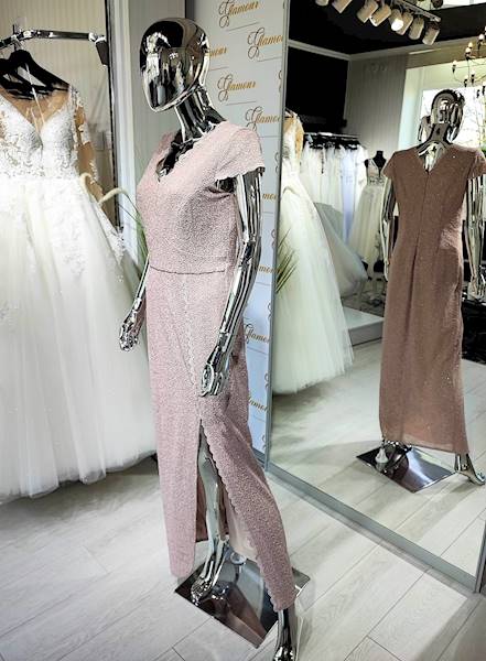 LIDIAS sukienka maxi w kolorze cappucino 