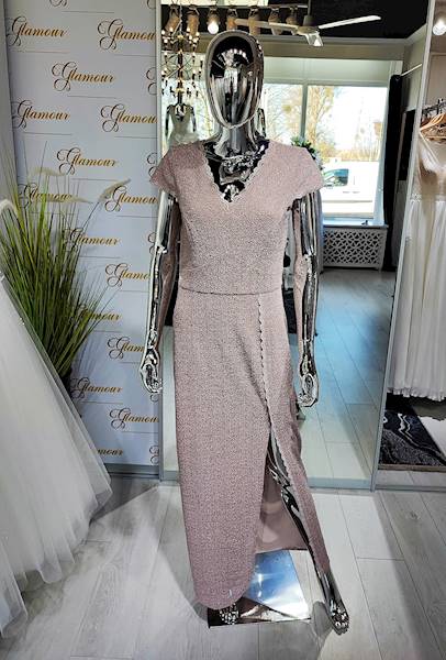 LIDIAS sukienka maxi w kolorze cappucino 