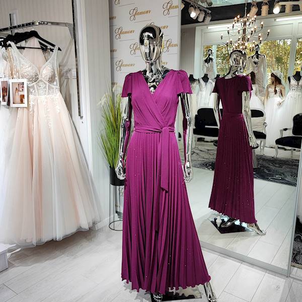 PETRA  sukienka plisowana w kolorze biskupim