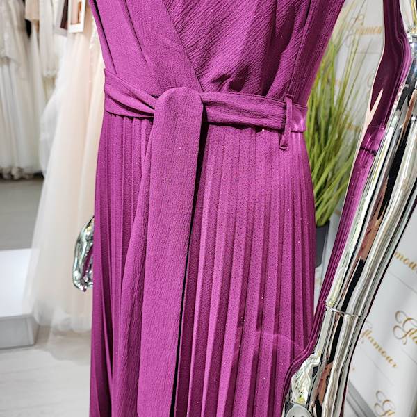 PETRA  sukienka plisowana w kolorze biskupim