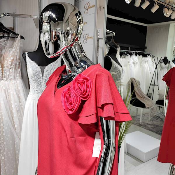 LANOLA sukienka  z różą Plus Size