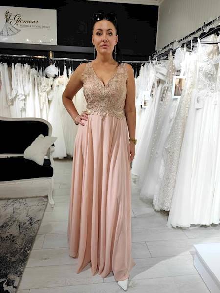 LOLUNA sukienka w kolorze morelowo-brzoskwiniowym