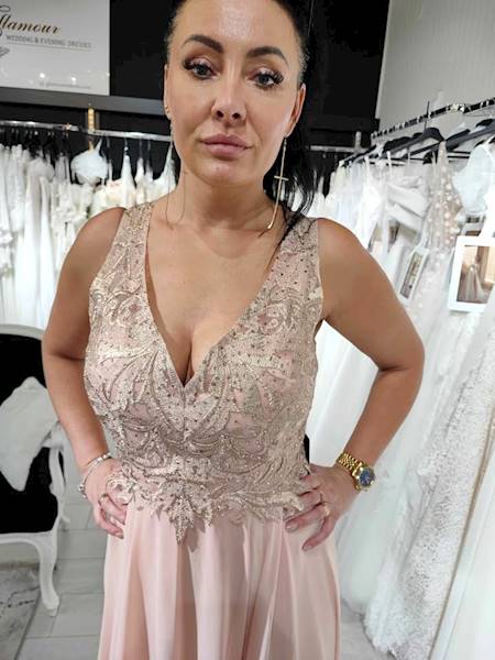 LOLUNA sukienka w kolorze morelowo-brzoskwiniowym