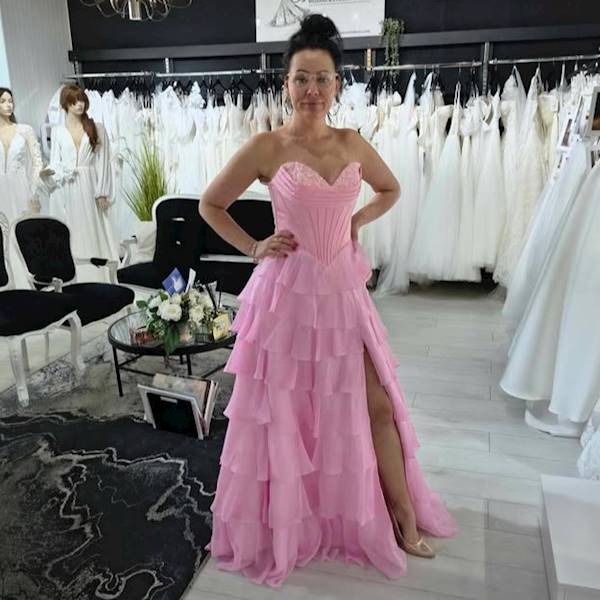 Suknia wieczorowa “Rose Étoile”