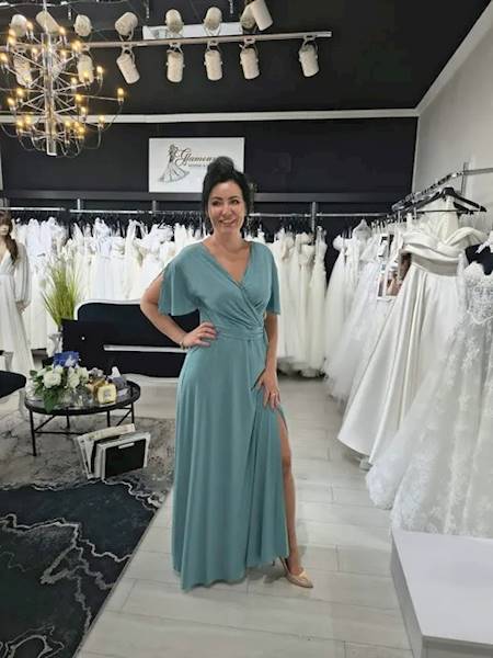 Suknia wieczorowa „Aurora Mint” – brokatowa maxi