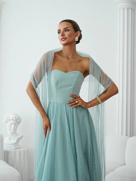 Freya – sukienka maxi w kolorze szałwii
