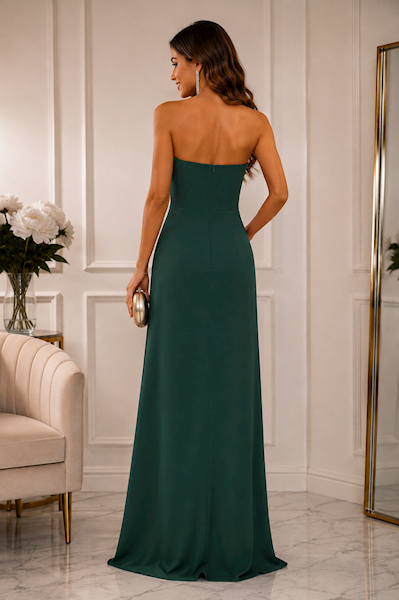 Emerald Elegance – długa sukienka butelkowa zieleń