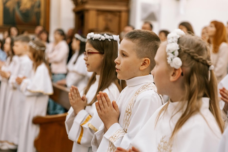 Życzenia na Pierwszą Komunię Świętą