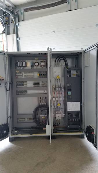 ROZDZIELNICASTEROW. Z FALOWNIKIEM SIEMENS 145kW