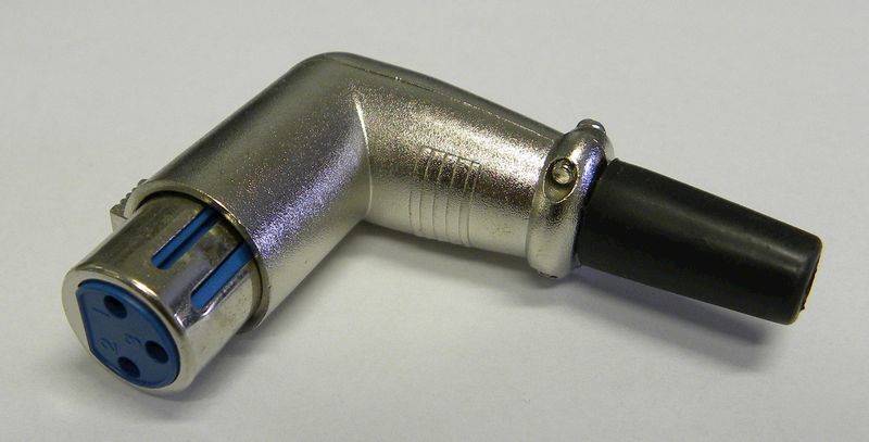 GNIAZDO MIKROFONOWE XLR 3P KĄTOWE