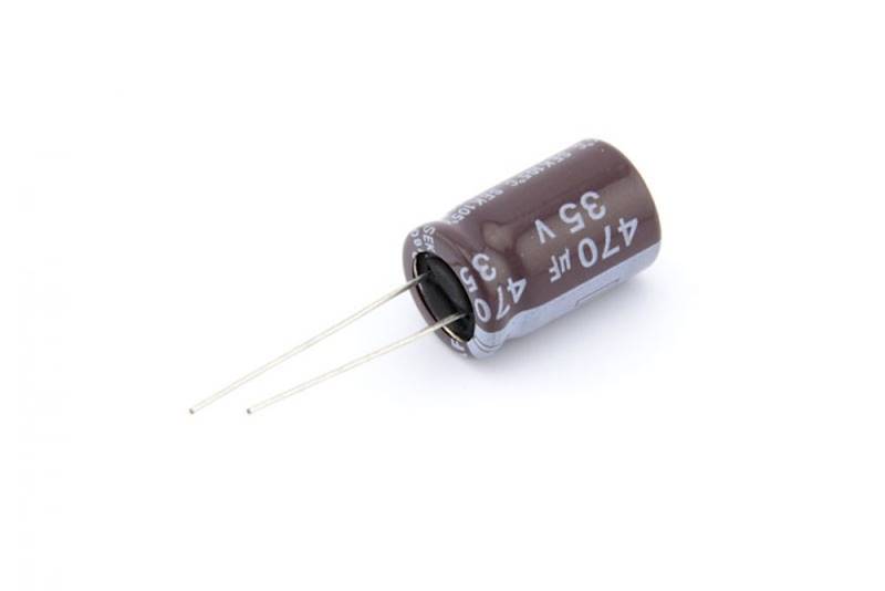 KONDENSATOR EL.470uF/35V