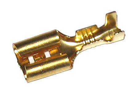 KONEKTOR (6,4) ŻEŃSKI 2007 ZLA0659