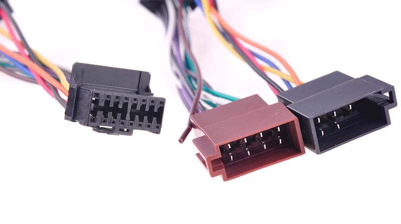 ZŁĄCZE PIONEER DEH2300R-ISO
