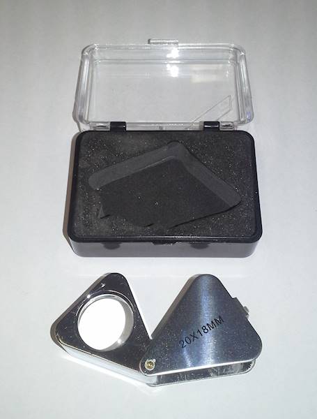 LUPA SKŁADANA METAL 18MM 20X 05683