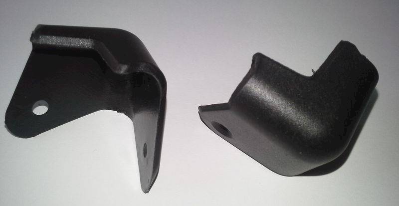 NAROŻNIK PLASTIK 3,8X3,8 7758
