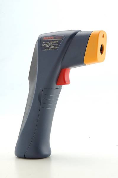 PIROMETR ST660 -50 +999°C,12:1 SENTRY