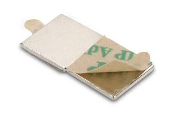 MAGNES NEODYMOWY PROSTOKĄTNY 20x10x1mm Z KLEJEM