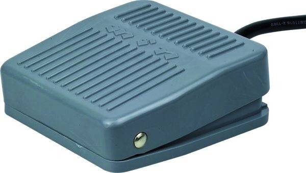 PRZEŁĄCZNIK NOŻNY 10A 250V ON - (ON) PRZEW PN22