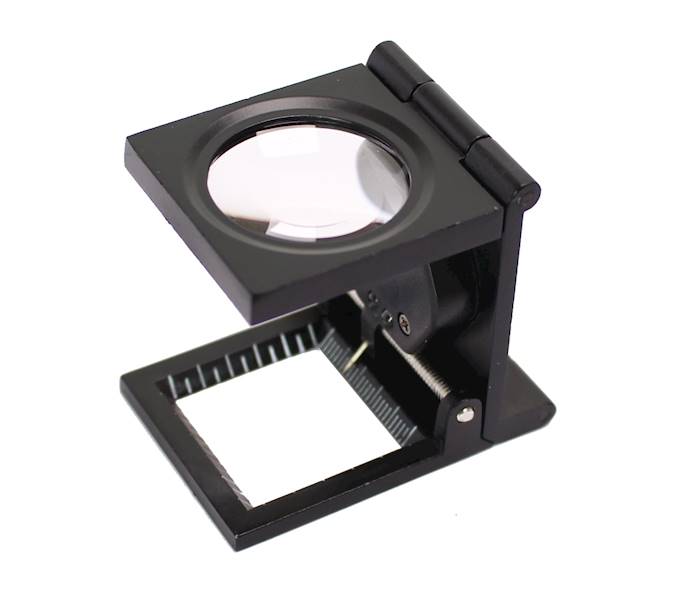 LUPA STOJĄCA SKŁADANA 25mm/10x Z PODZIAŁKĄ 