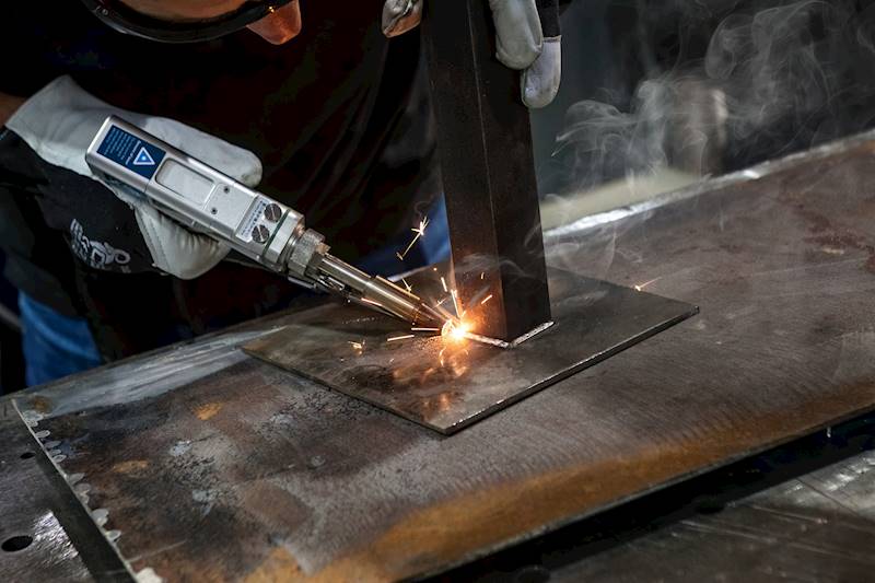 Spawarka laserowa 4w1 3000W DPSIJA3000XR