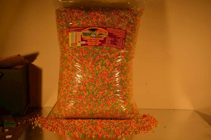 KT KOI GRANULKI 50L WOREK