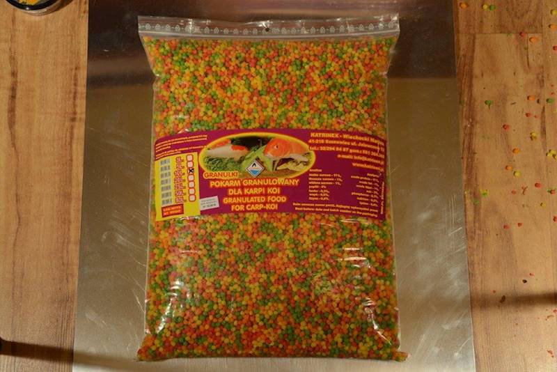 KT KOI GRANULKI 10L WOREK