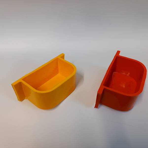 JAMSKI KARMIDEŁKO DO KLATKI  (szufladka)