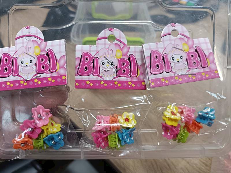 SPINECZKI PLASTIKOWE 6SZT