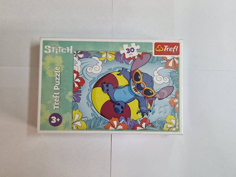 18305 30 LILO & STICH NA WAKACJACH / DISNEY 