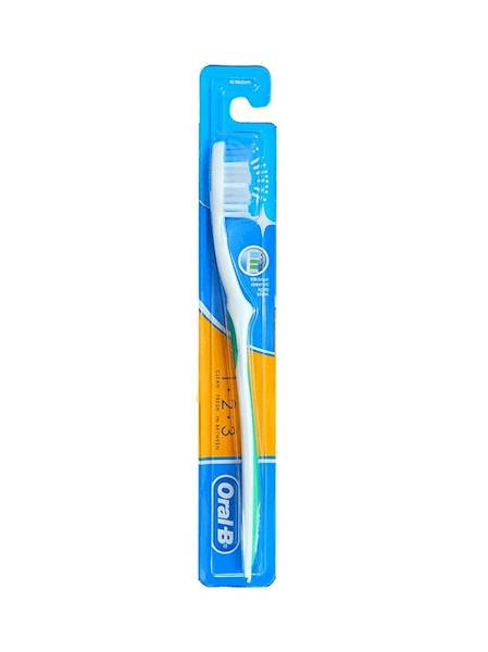 ORAL-B szczoteczka do zębów MEDIUM