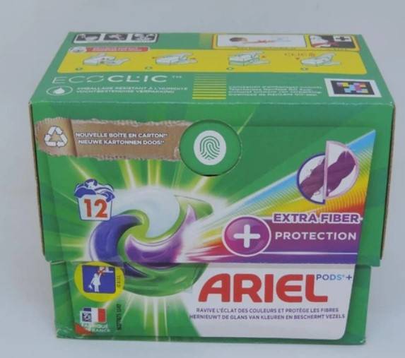 ARIEL Kapsułki Color 12 sztuk