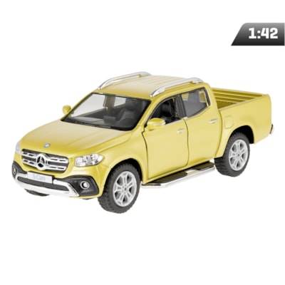 Model Mercedes-Benz X-Class, żółty