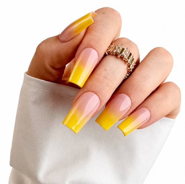 CLAVIER Baby Boomer Nailsology R06 Lemon 3g
