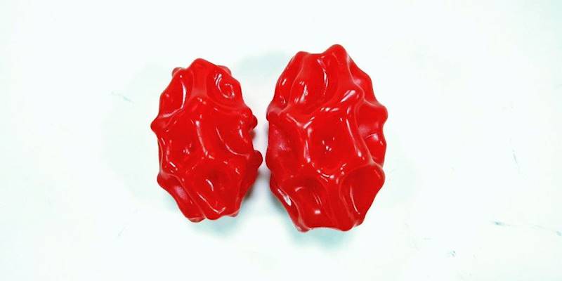 Zabawka na przysmaki owalna piłka dla psa, 10x7cm