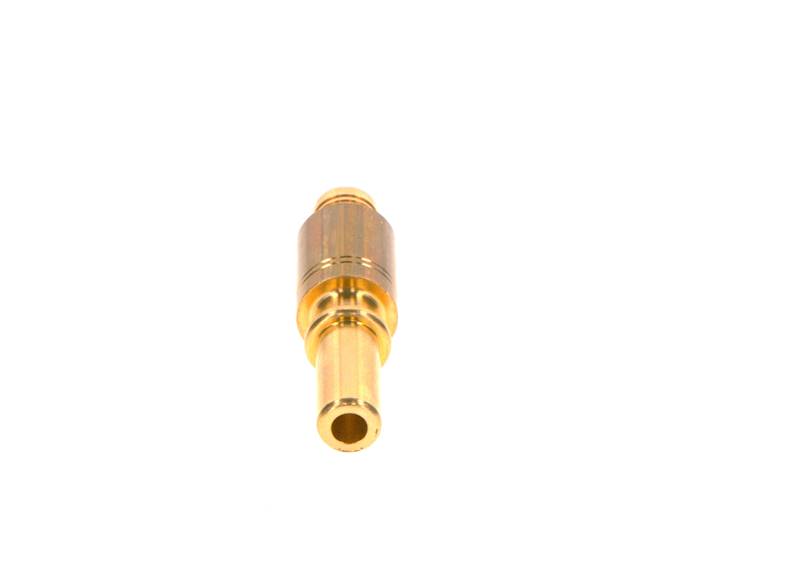 Króciec przyłączeniowy Bosch F01M100429