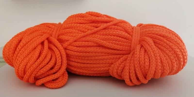 Sznurek polipropylenowy - 4mm - kol.008 - 100mb/op