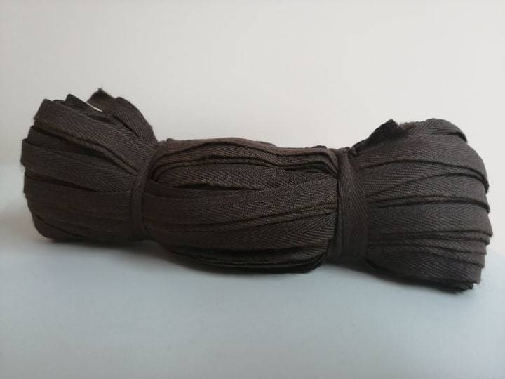 Taśma bawełniana jodełka - 10mm - brąz - 50mb